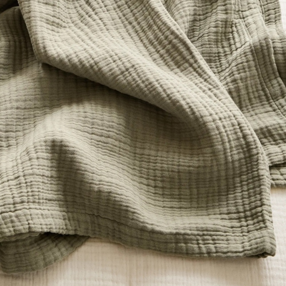 NWT QUINCE Organic Airy Gauze Blanket King/Cal King Dried Sage 8903 - Picture 5 of 10
